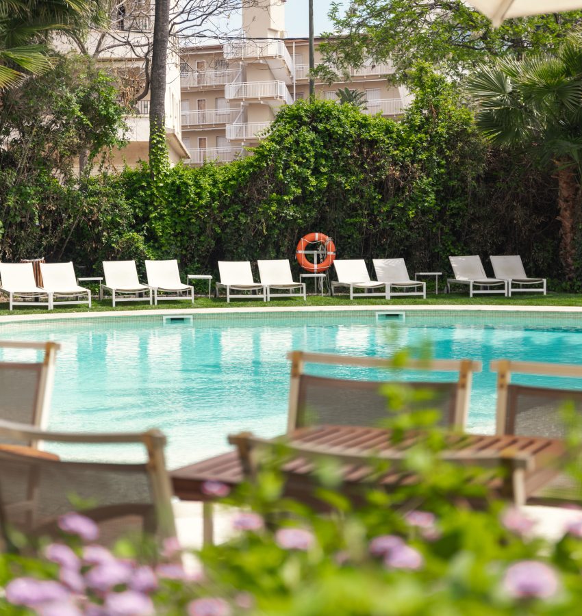 Hotel Monica