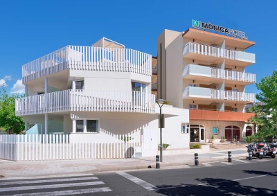 Hotel Monica