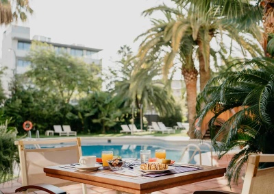 Hotel Monica