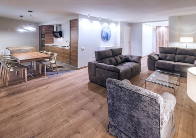 Mónica Apartments