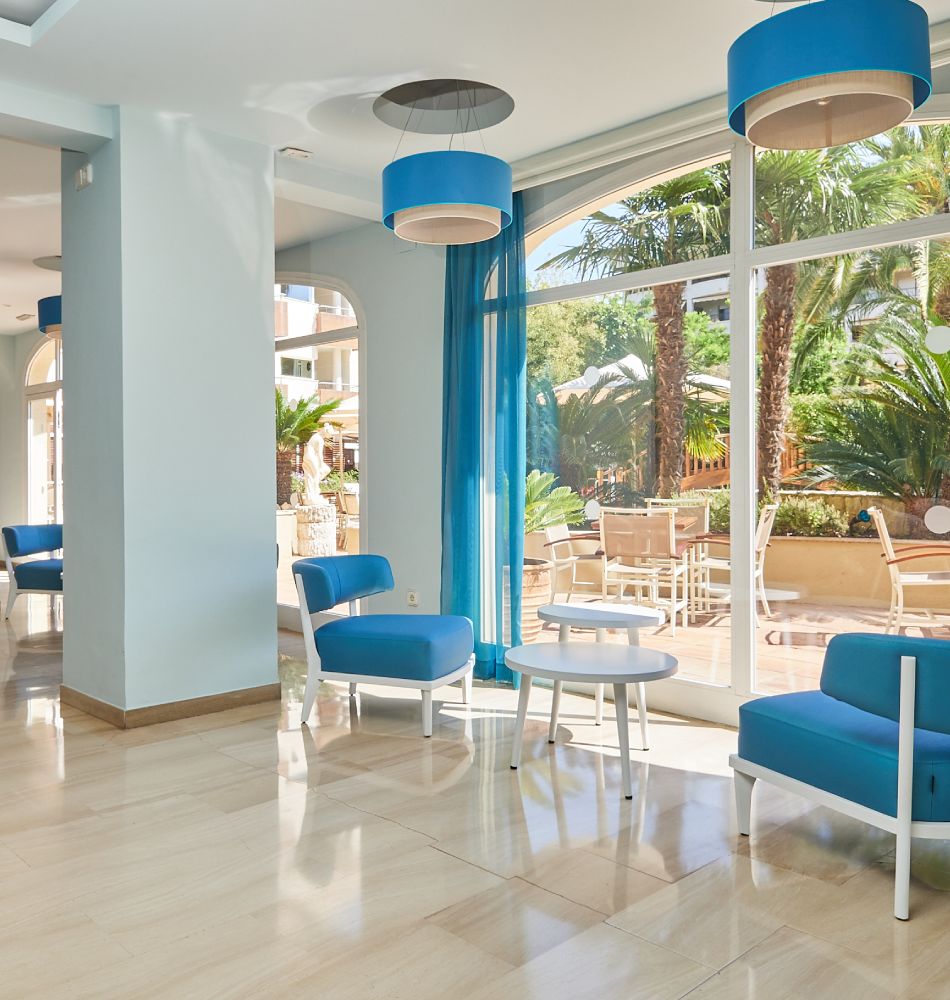 Mónica Hotel