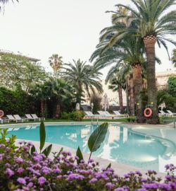 Hotel Monica
