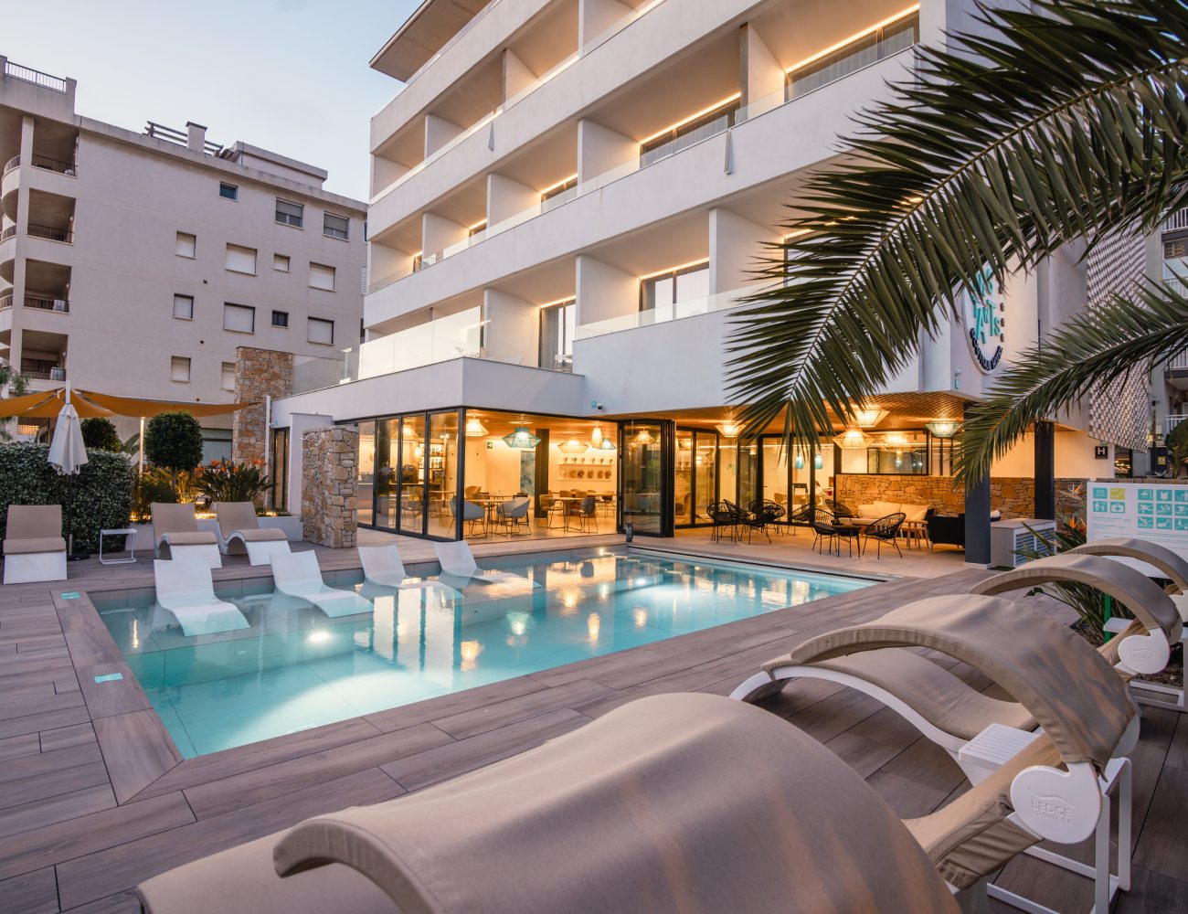 Hotel Monica